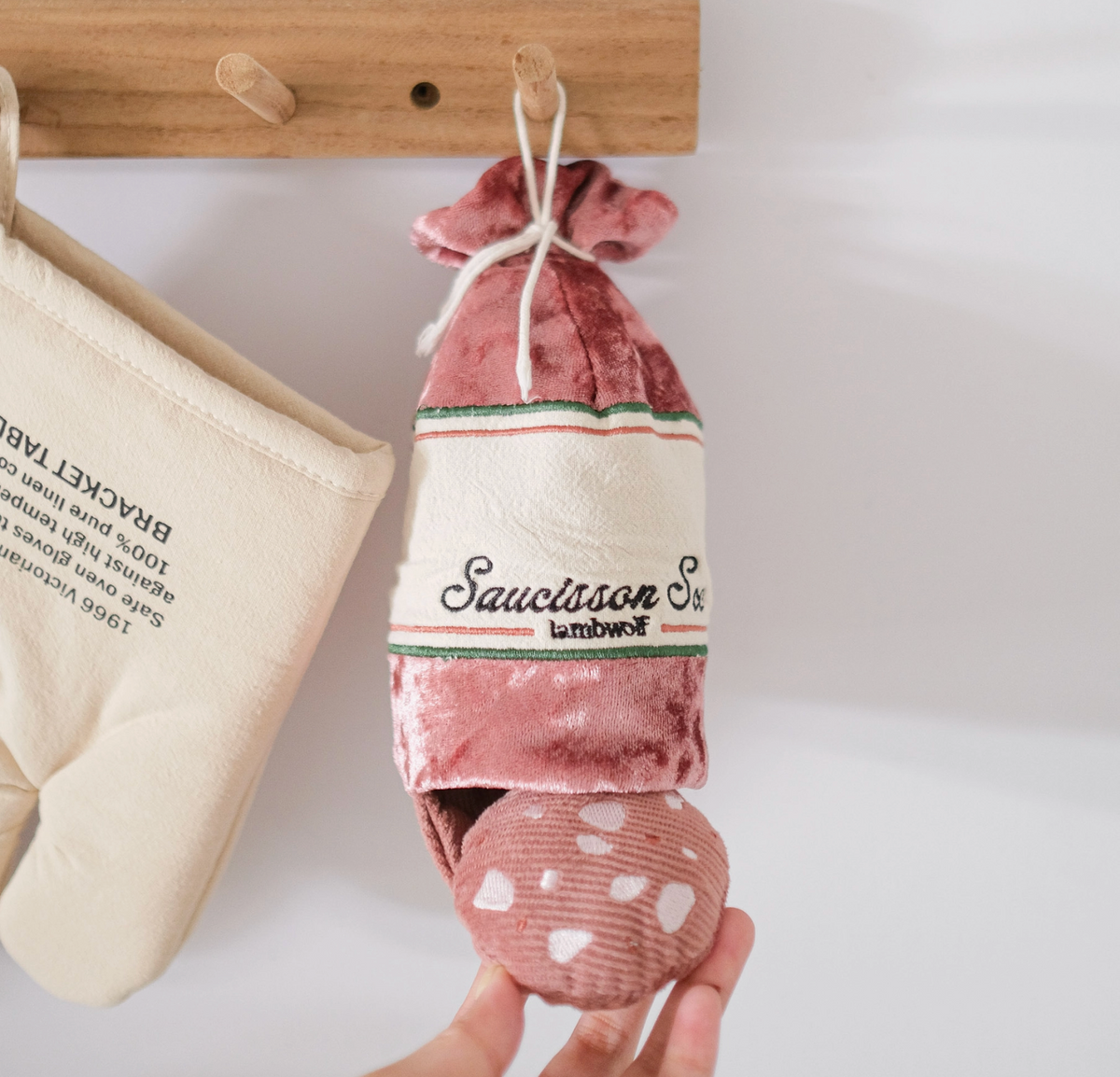 Lambwolf Collective | Saucisson Sec