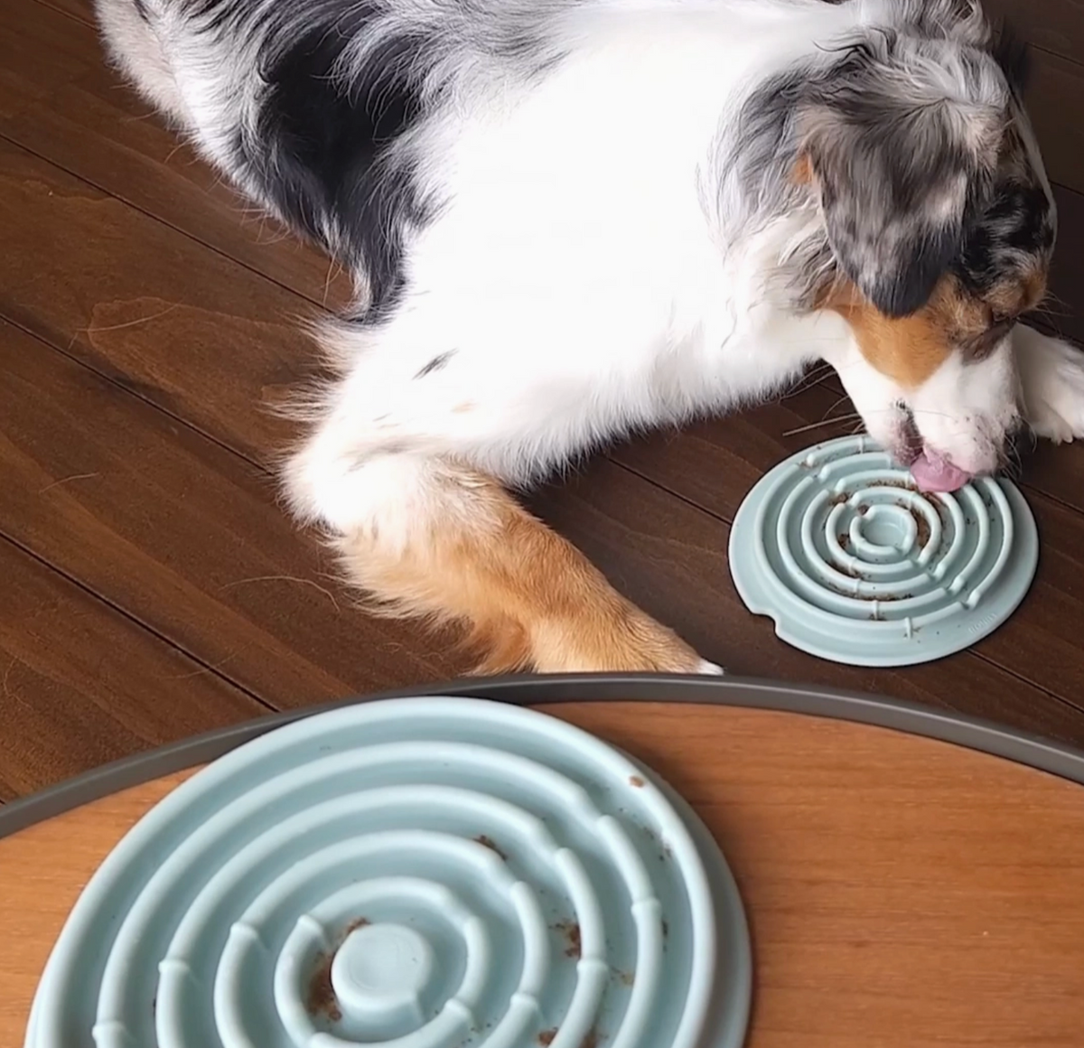 Lunoji | Twirl Lick Mat